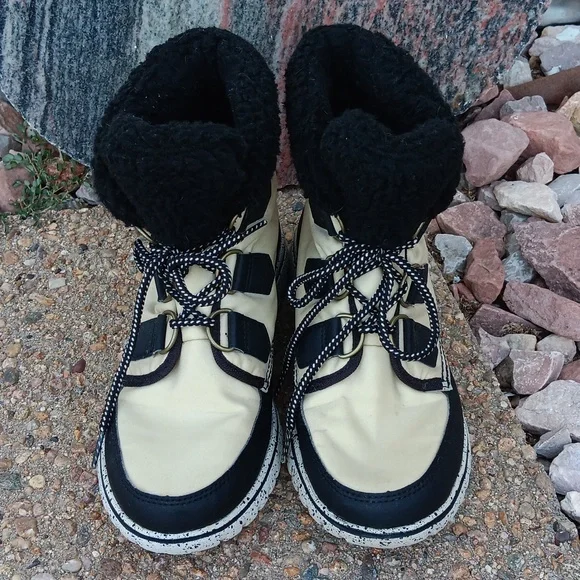 Sorel Whitney waterproof ankles boots women's 7.5 - Picture 3 of 9